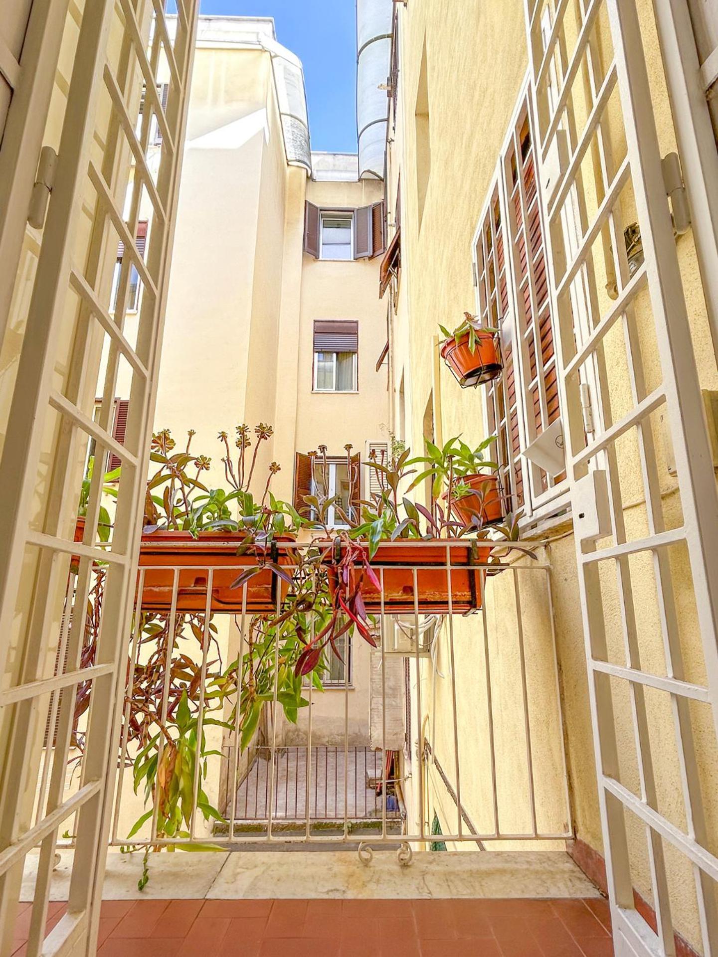Testaccio B45 Full Guesthouse Rome Bagian luar foto